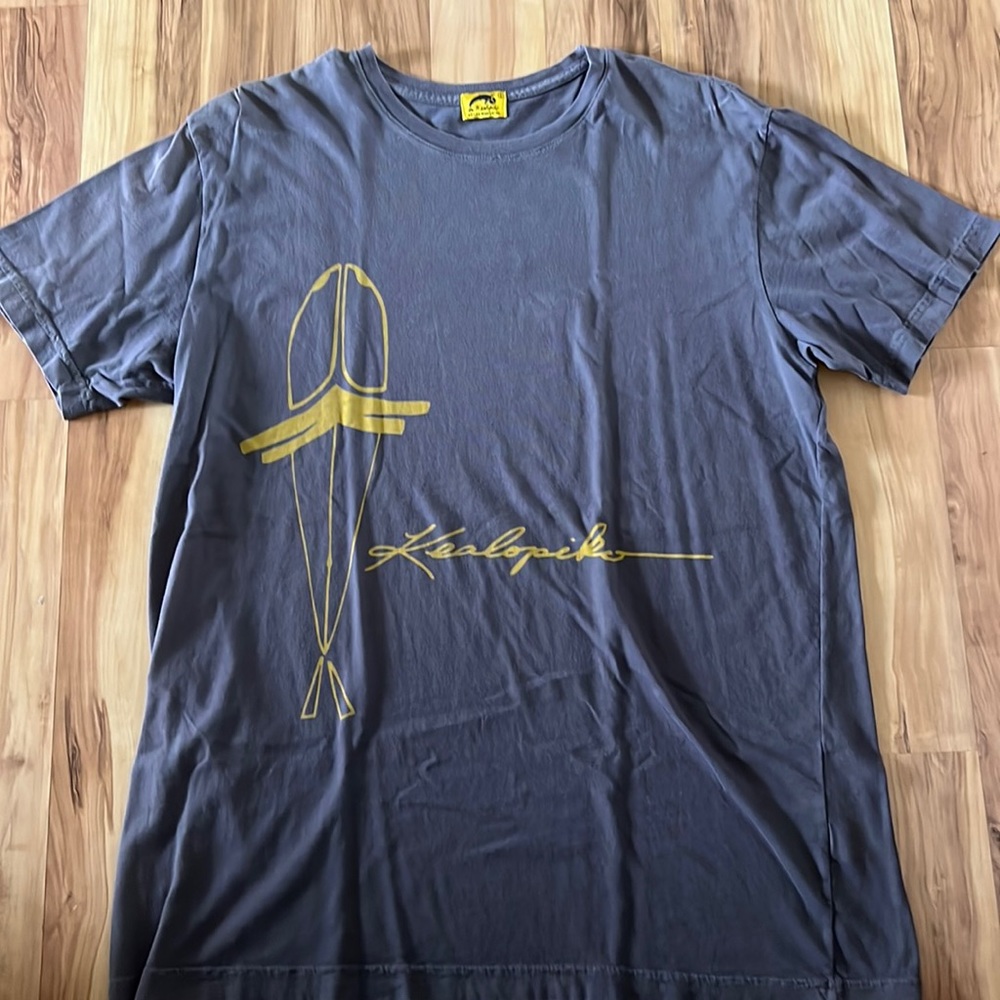 Large Kealopiko shirt